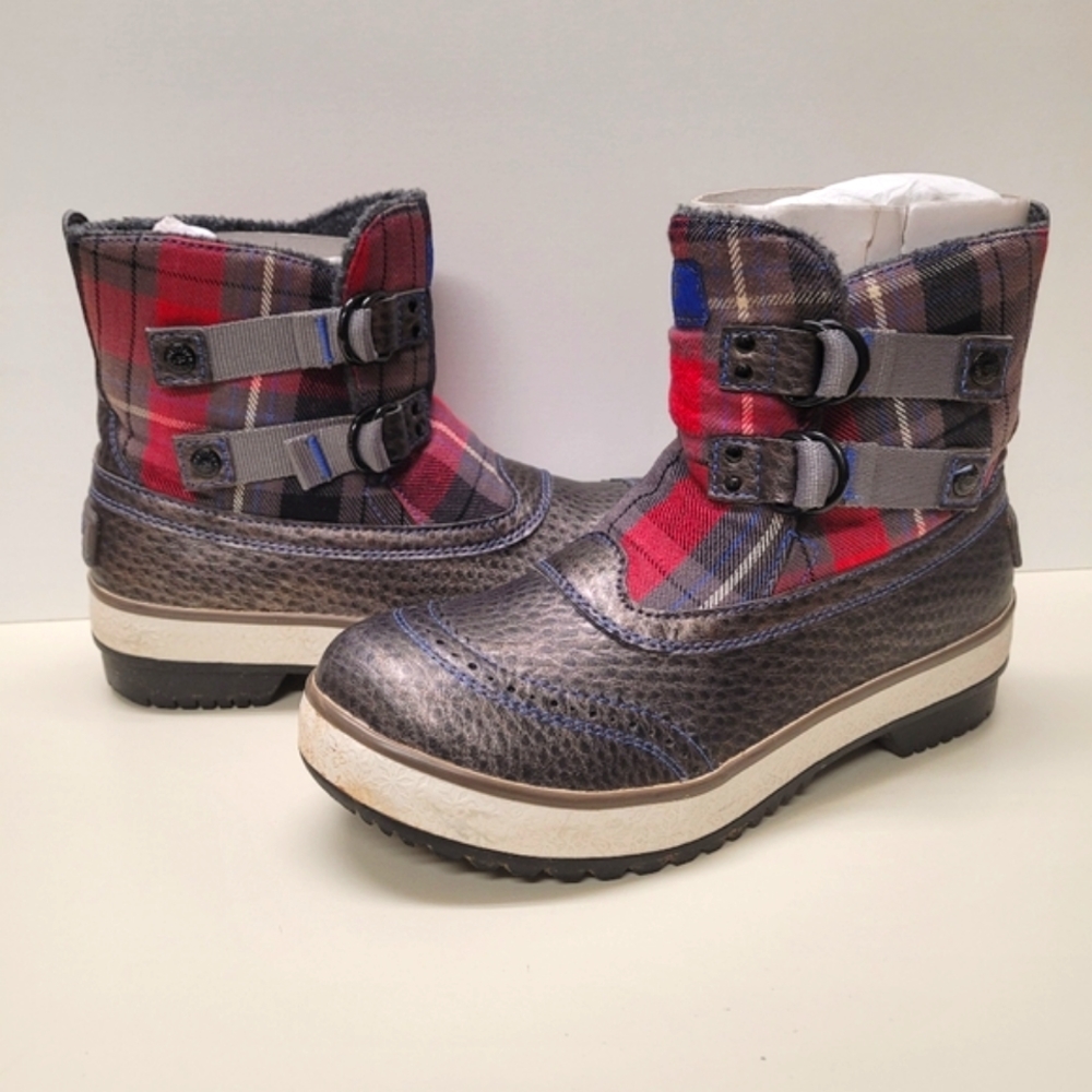 💖HOST PICK💖 UGG Marrais Waterproof Boots - Picture 4 of 12